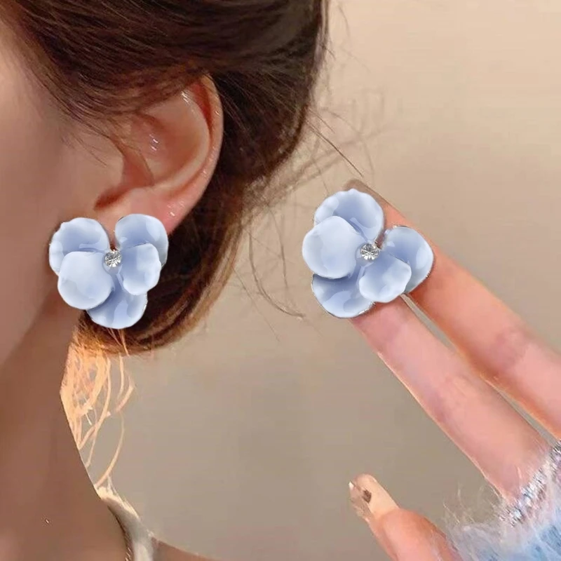 Women\'s Ear Studs for a Sophisticated Touch Elegant Colorful Flower Pattern Earrings Jewelry Accessories for Daily Wear