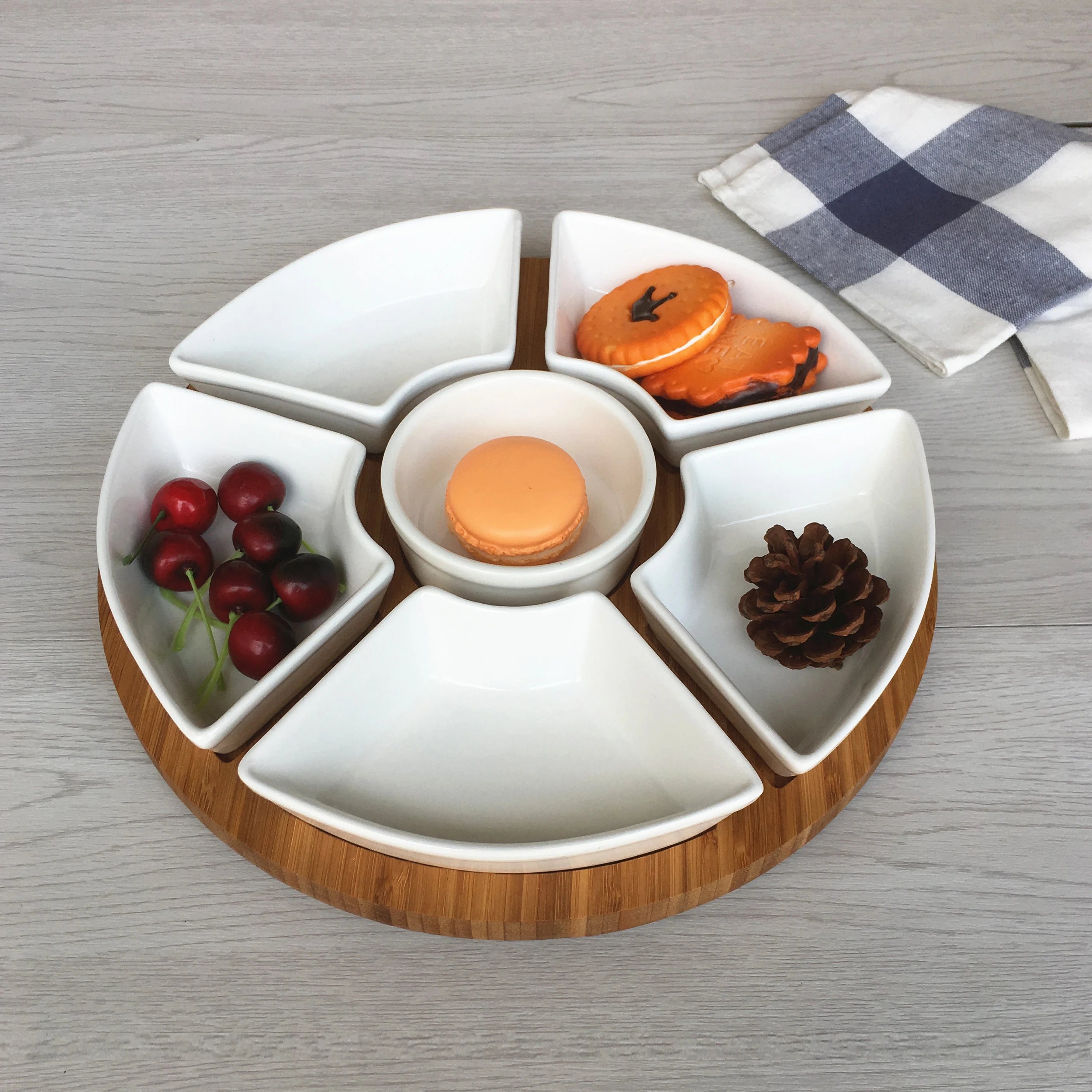 White Ceramics Fruit Tray Snack Dried Nut Dish Home Divided Plate Dessert Vegetarian Salad Platter with Bamboo