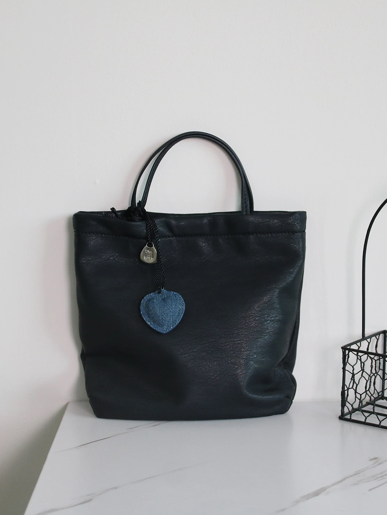 

2026 new fashion simple soft leather large-capacity shopping basket handbag temperament commuter handbag
