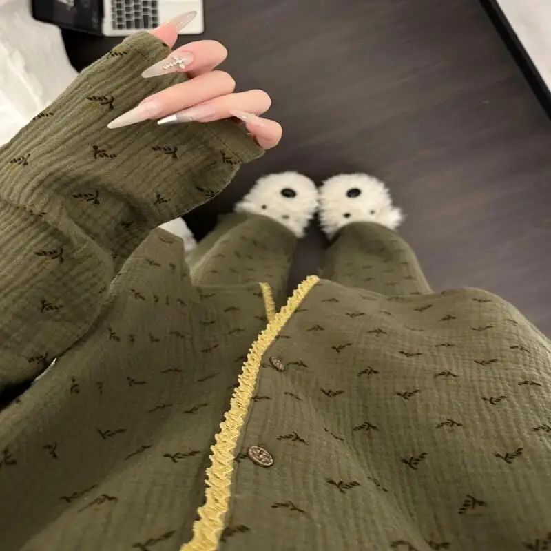 

Повседневный и свободный женский пижамный комплект. Женские зимние пижамы. Модная домашняя одежда, пижамы. Милый и мягкий пижамный комплект. Пижамный комплект.