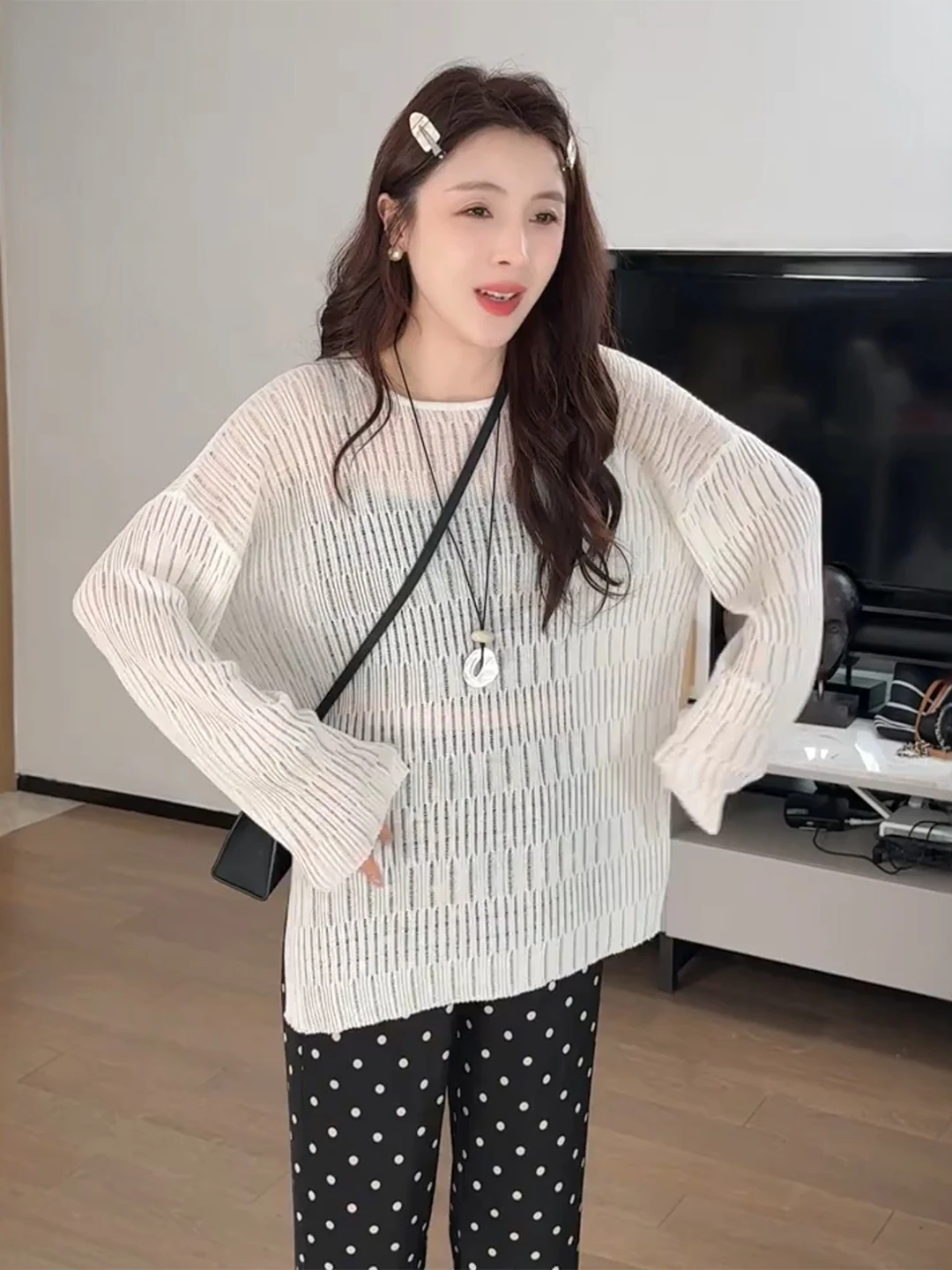 

White Ice Silk Thin Hollow out Sun Protection Shirt Women's Summer Loose Versatile Meat Covering Air Conditioned Lazy Loose Top