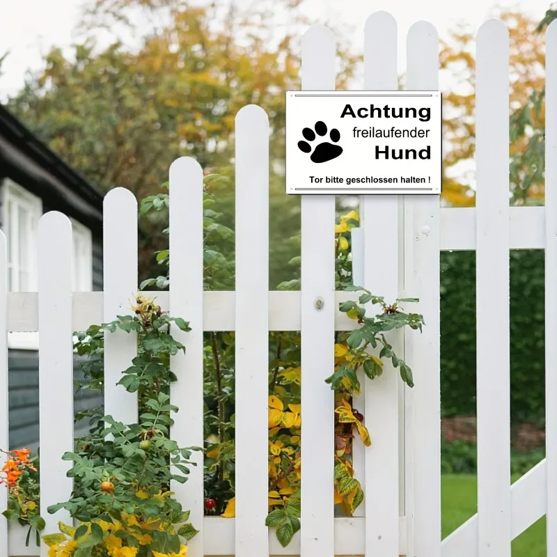 Dog Warning Sign 2D Flat Dibond Metal Plaque, Unframed Outdoor Wall Art with Paw Print for Fences Gates, Pet-Friendly Area Dog D
