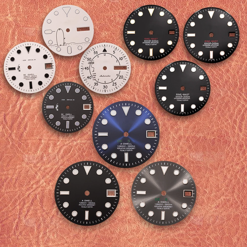 28.5mm S Logo SUB Gradient Dial Cartoon dog dial suitable for NH35/NH36 Movement Green Luminous Watch Modification Accessories