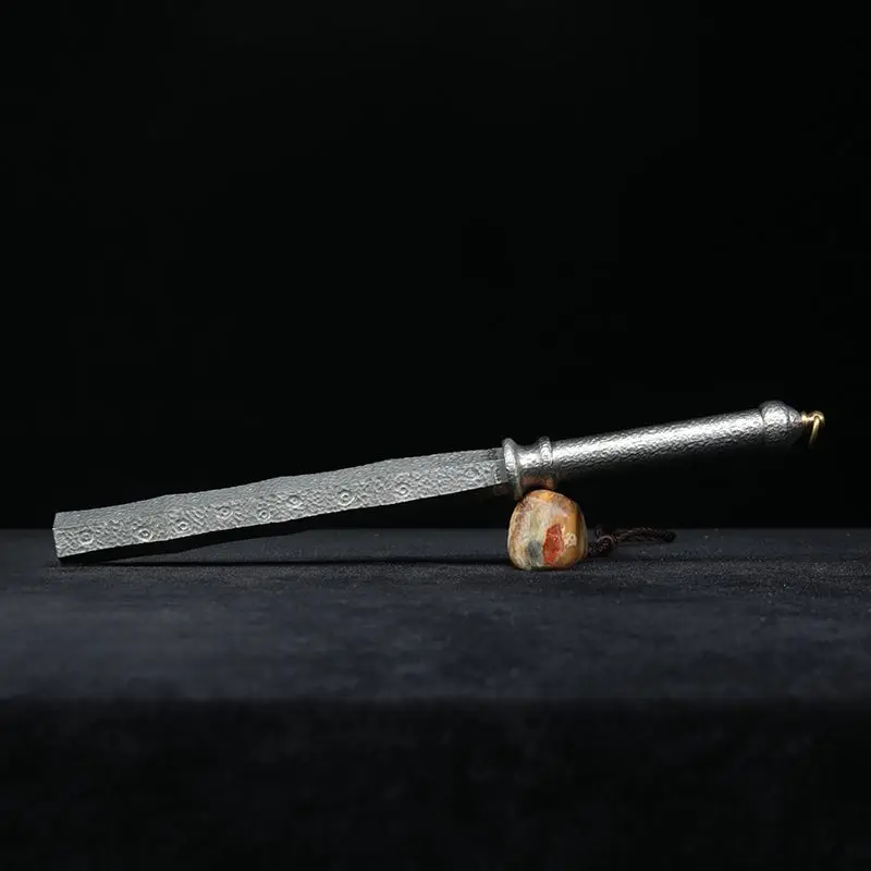 Outdoor Portable EDC Titanium Alloy Handmade Arbitration Battle Short Stick Car Emergency Mini Window Breaking Tool