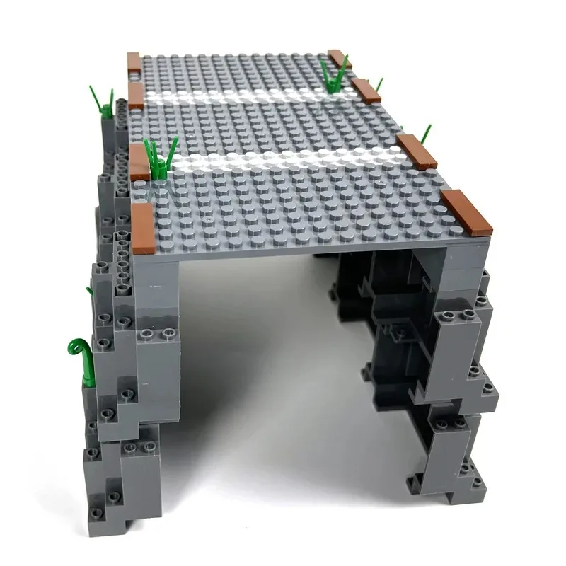 

Высококачественная дорожка поездных блоков MOC: реалистичная пещера, рокарийная сцена, имитация туннеля и железнодорожного грузовика в комплекте