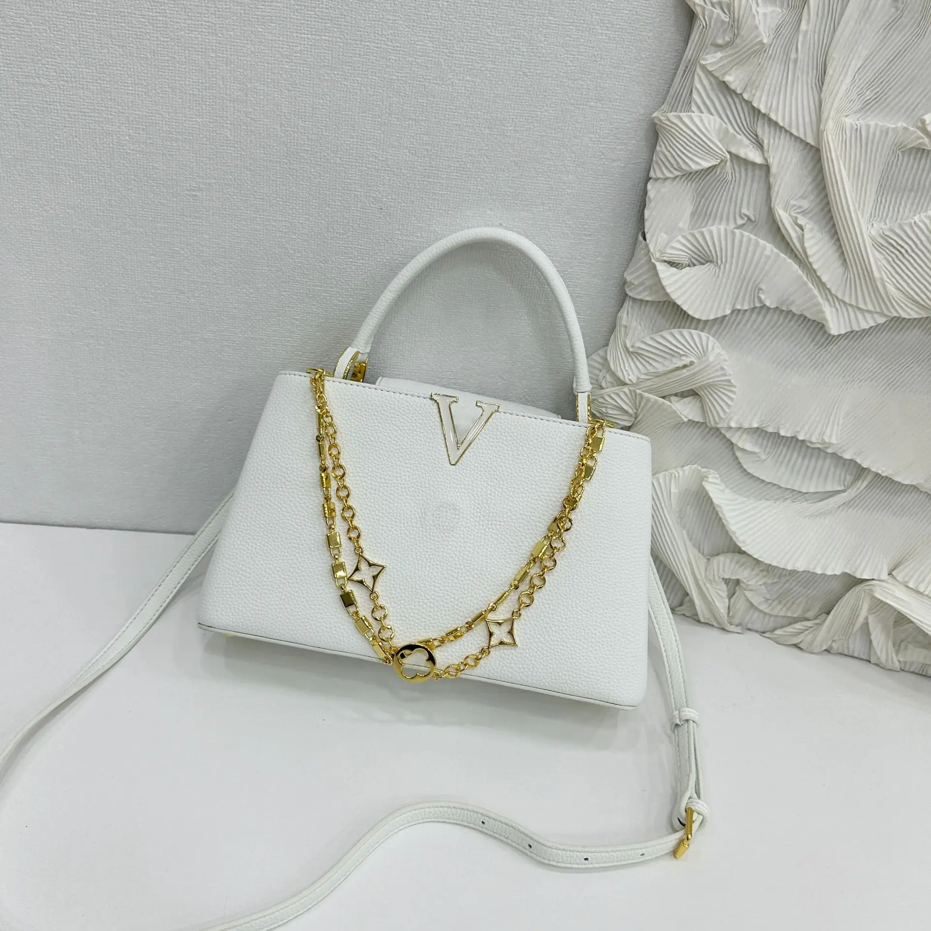 حقيبة يد منقوشة من الليتشي - ملابس متعددة الاتجاهات (كروس بودي/محمولة باليد)، واسعة وأنيقة، مثالية للعمل والسفر، شحن مجاني