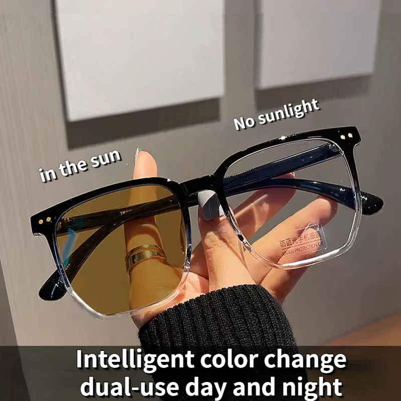 1pcs Photochromic Color Change Polygonal Frame for Women No Degree Regular Glasses Blue Film Glasses for Men Fashion Accessories