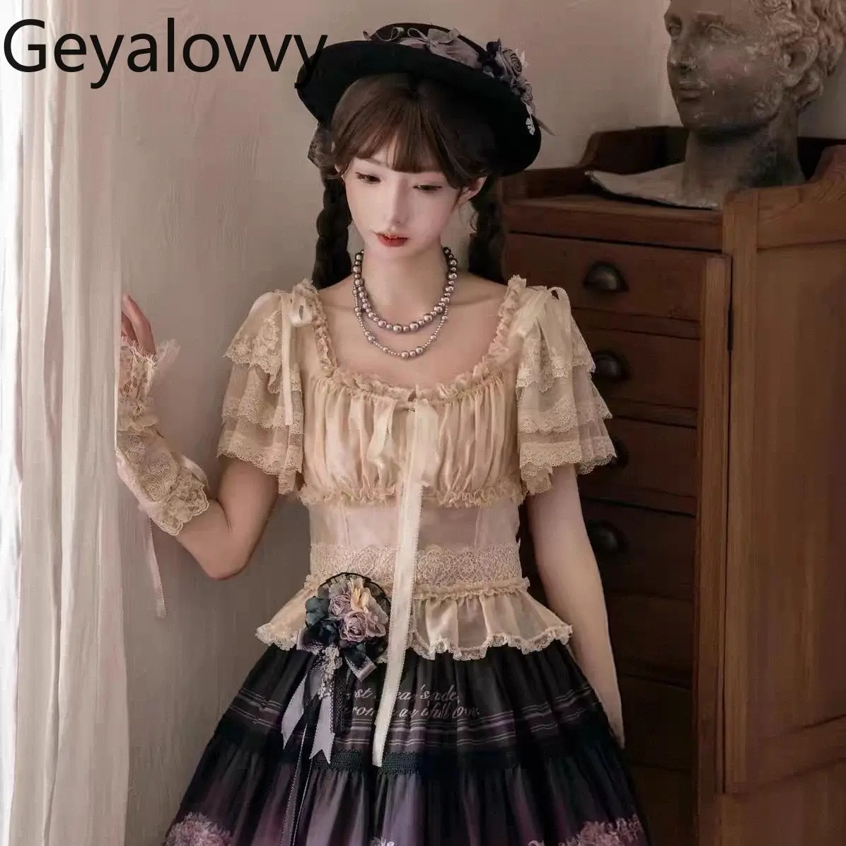 

Романтические блузки с квадратным вырезом для женщин, милые и очаровательные топы в стиле Лолита с коротким рукавом, модные летние женские рубашки