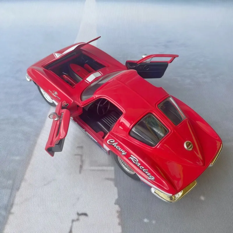 1:24 جادا 1966 شيفروليه كورفيت مقياس نموذج سيارة هدية عيد ميلاد