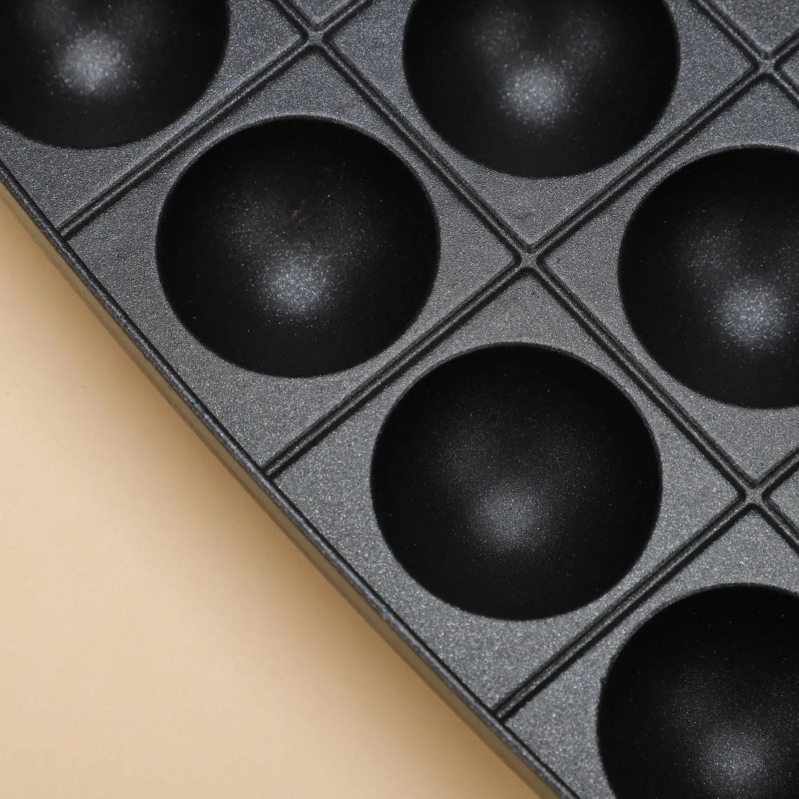 Portable Takoyaki Pan 16 Holes Nonstick Meatball Maker Alloy Grill Tray with Handle for Kitchen Travel