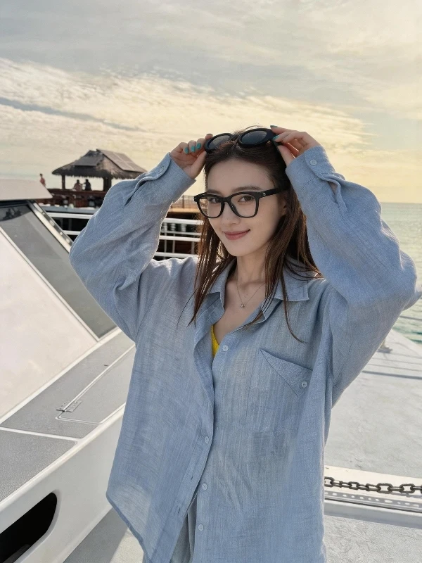Loose Women's Long Sleeve Shirt Summer 2026 Light Blue Pure Color Sun Protection Outerwear Design Versatile Lazy Style Top