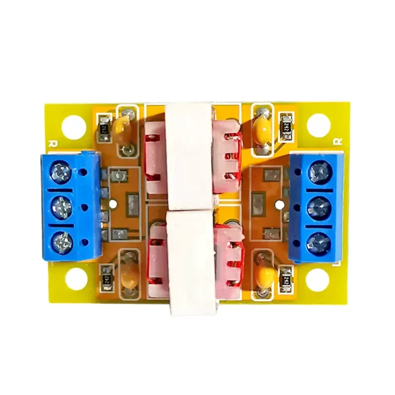 Stereo Audio Isolator Common Ground Anti-Interference Signal Noise Filter Computer Audio System Eliminates Current Noise