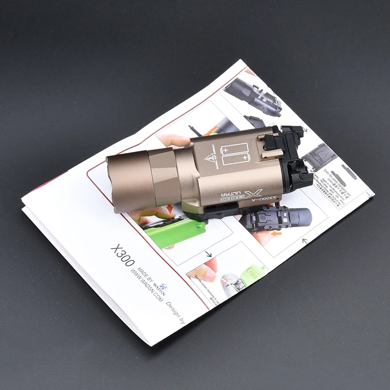 Tactical Surefir SF X300U X300 Ultra XH35 Metal Pistol Scout Light Airsoft Weapon1 Gun Light Strobe Flashlight Lanterna Torch