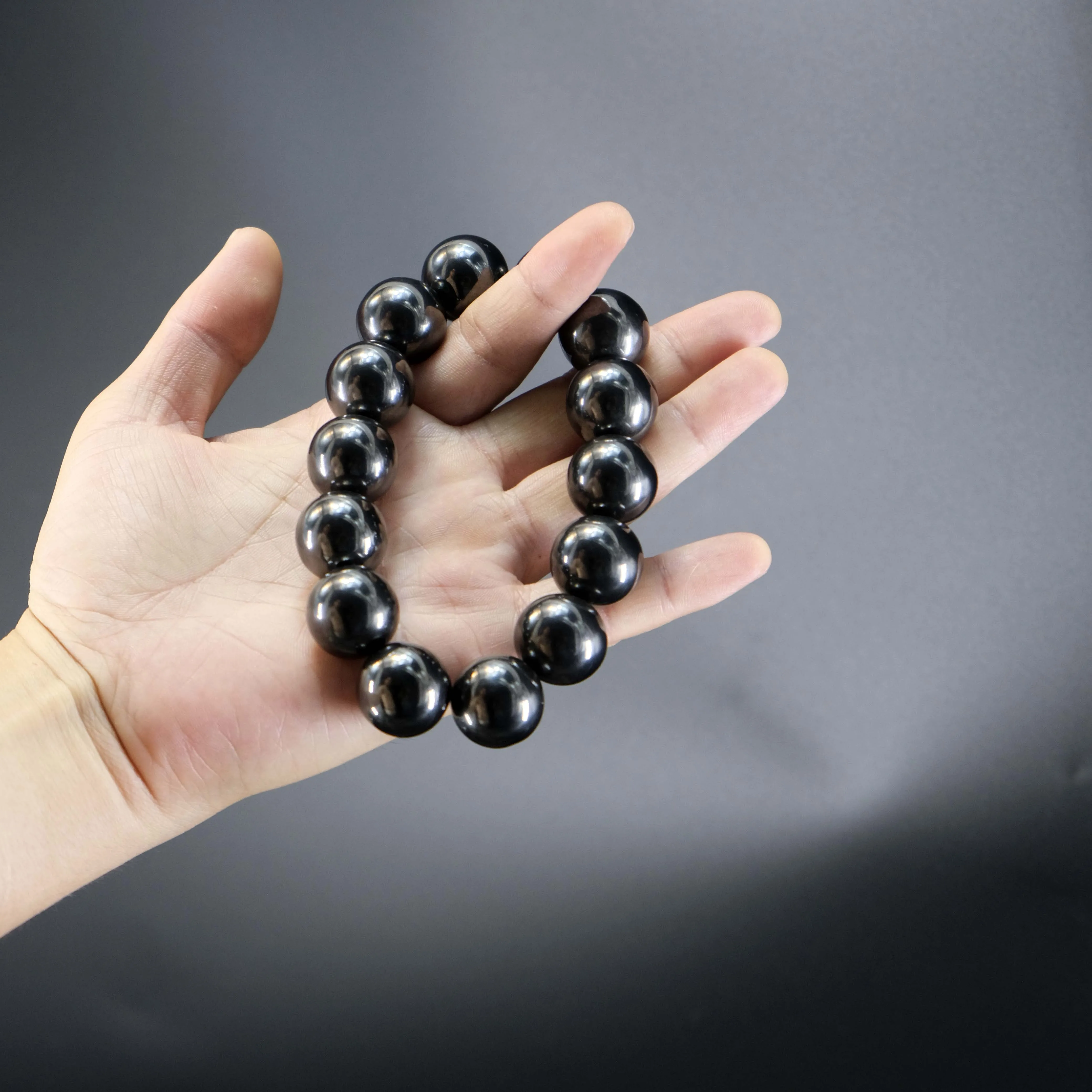 ROUND Black Polished Magnetic Spherical Fridge Magnets With Health Care Magnetic Beads For Decompression And Sound Magnet