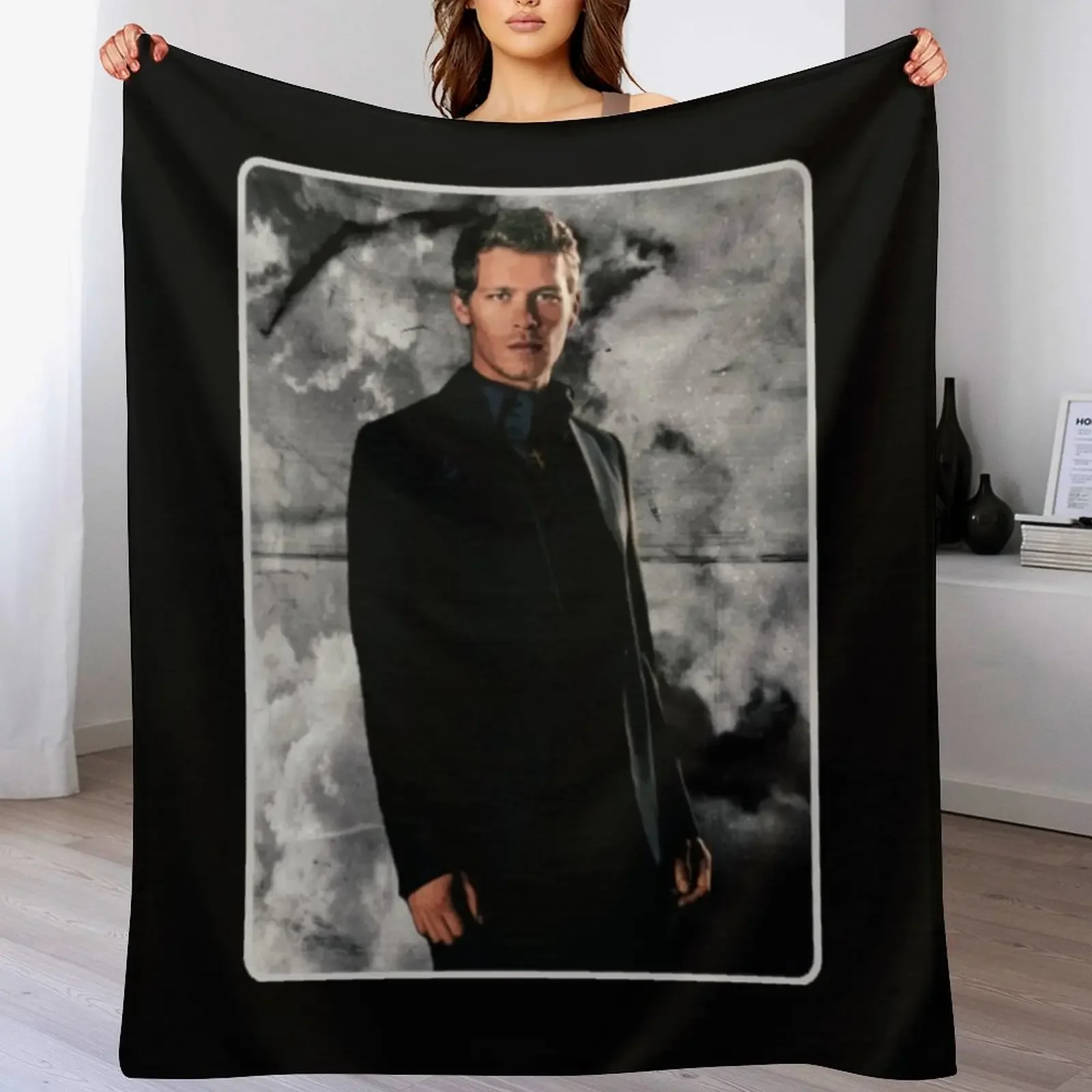 klaus mikaelson potrait Throw Blanket For Decorative Sofa warm for winter Luxury Blankets