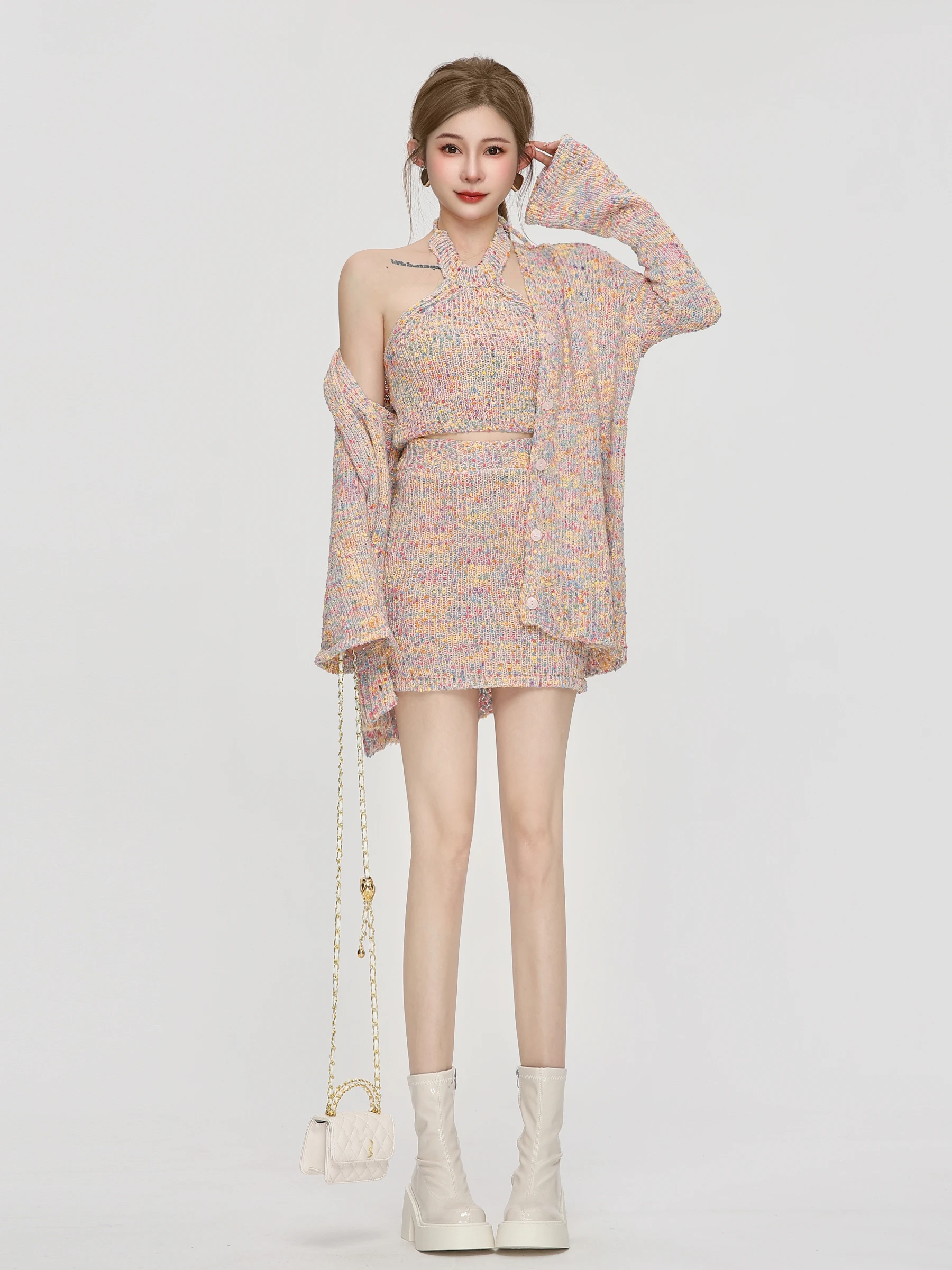 2025 خريف شتاء جديد Hot البيع الوردي الرسن الرقبة تانك القمم Bodycon تنورة قصيرة سترة سوداء سترة ثلاث قطع مجموعة