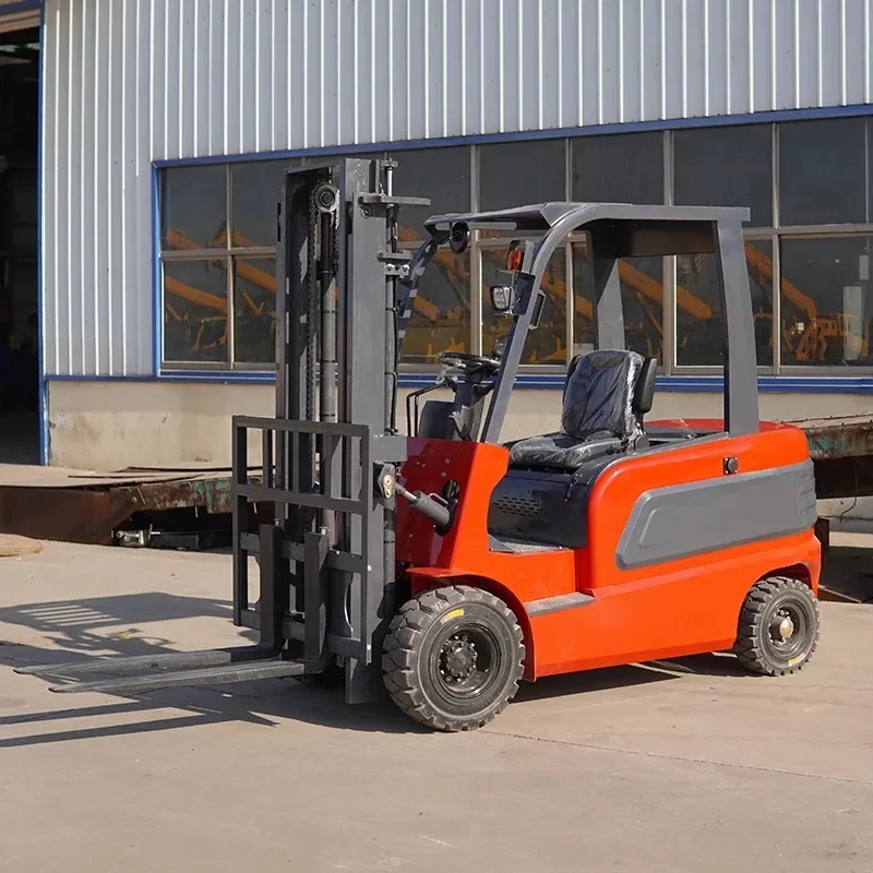 Warehouse Forklift – Efficient Material Handling, Warehouses / Logistics Centers / Factories