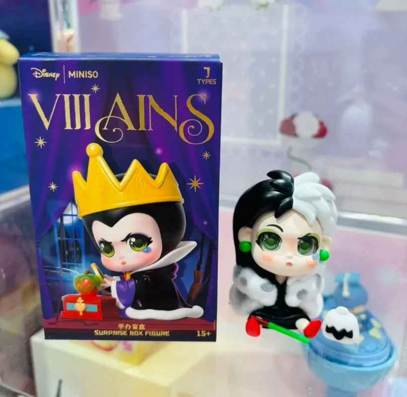 Original Villainous ตัวละครคอลเลกชันรูป Series กล่องตาบอดอินเทรนด์ของเล่นเด็กเครื่องประดับตุ๊กตาน่ารัก Queen แม่มดของขวัญวันเกิด
