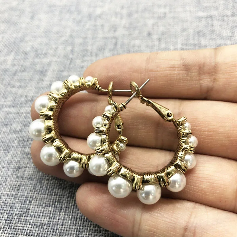 2023 New Ear Clips Vintage Water Drop Drop Ear Clips Mid-length Ear Clip Stud Earrings Baroque Pearl Lava Effect Stud Earrings