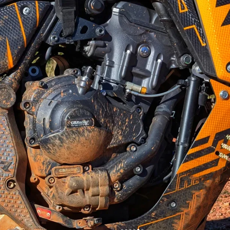 

Защитный комплект вторичных крышек двигателя V2 для мотоциклов Yamaha MT-07, MT-07 AMT, Ténéré 700, 700 Rally (2025-2026)