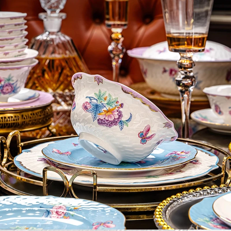 Luxury Christmas Dinnerware Set 4
