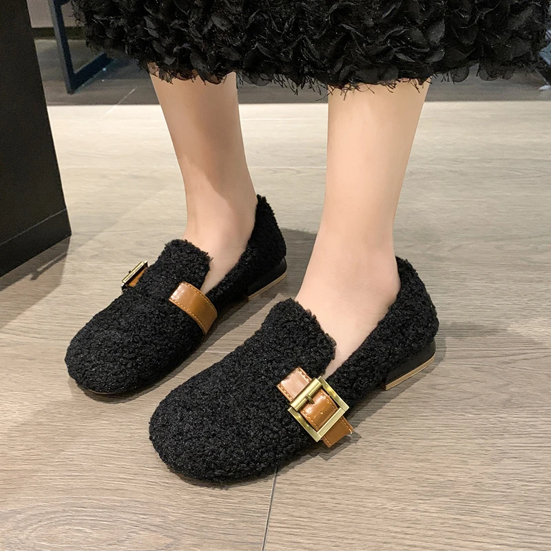 2024 Spring and Autumn New Women's Fashion Thick-soled Belt Buckle Decorated Closed-Toe Low-heeled Shoes