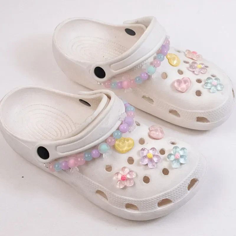 Colorful Daisies Flower Hole Shoes Charms Accessories For Shoe Buckle Cute 5-Petal Flower Shoe Flower DIY Shoes Decorations New