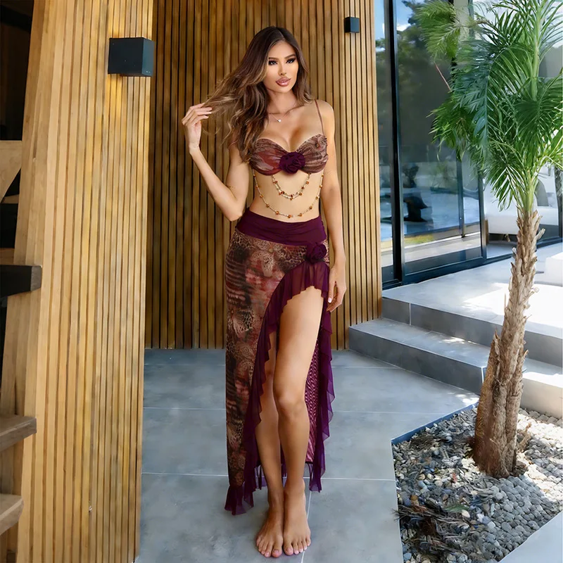 

Комплект из 2 предметов для отпуска: пляжный топ с цветочным и леопардовым принтом, 3D цветами, бисером и кружевной цепочкой + асимметричная макси-юбка из сетки с оборками