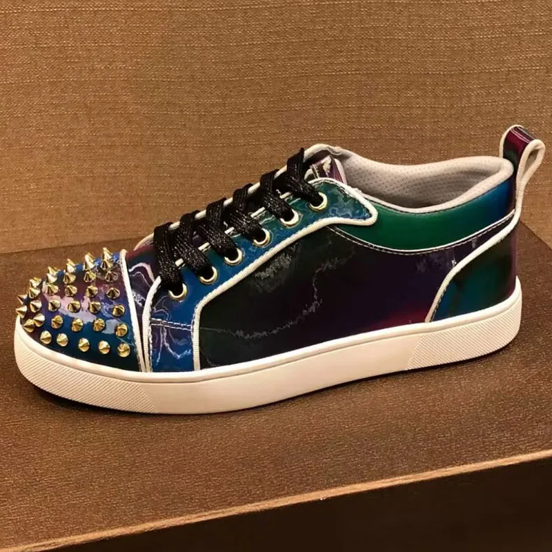 men luxury fashion rivets shoes lace-up patent leather studded shoe flats platform sneakers punk rock dress youth trend footwear