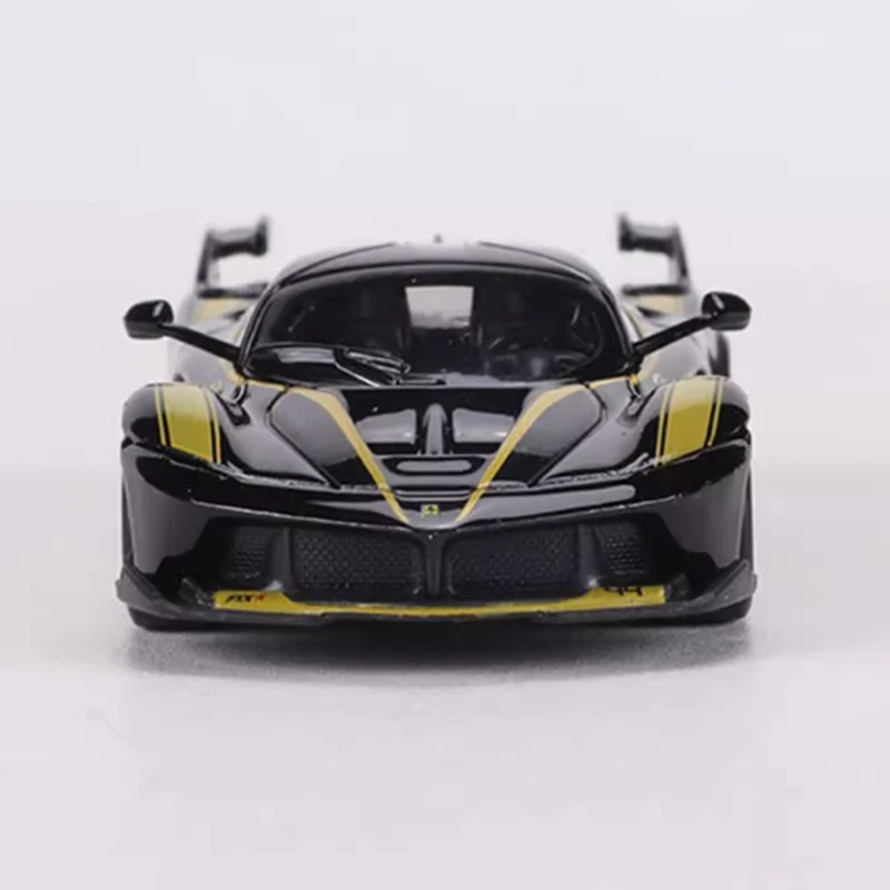 Bburago moulé sous pression 1:64 échelle Ferrari FXXK voiture de sport alliage Simulation modèle de voiture Collection décoration vacances cadeau affichage