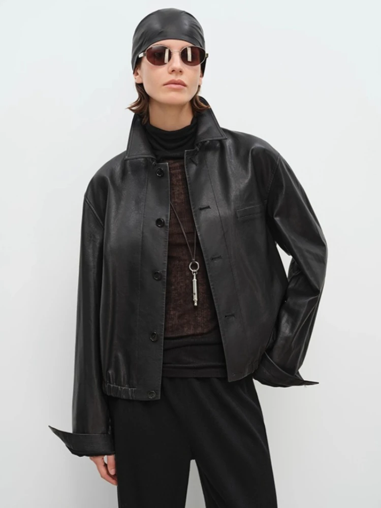 سترات قصيرة غير رسمية من الجلد الطبيعي للنساء لربيع وخريف 2025 معطف جديد راقي وبسيط وكلاسيكي ناعم أسود من جلد الغنم الحقيقي #2