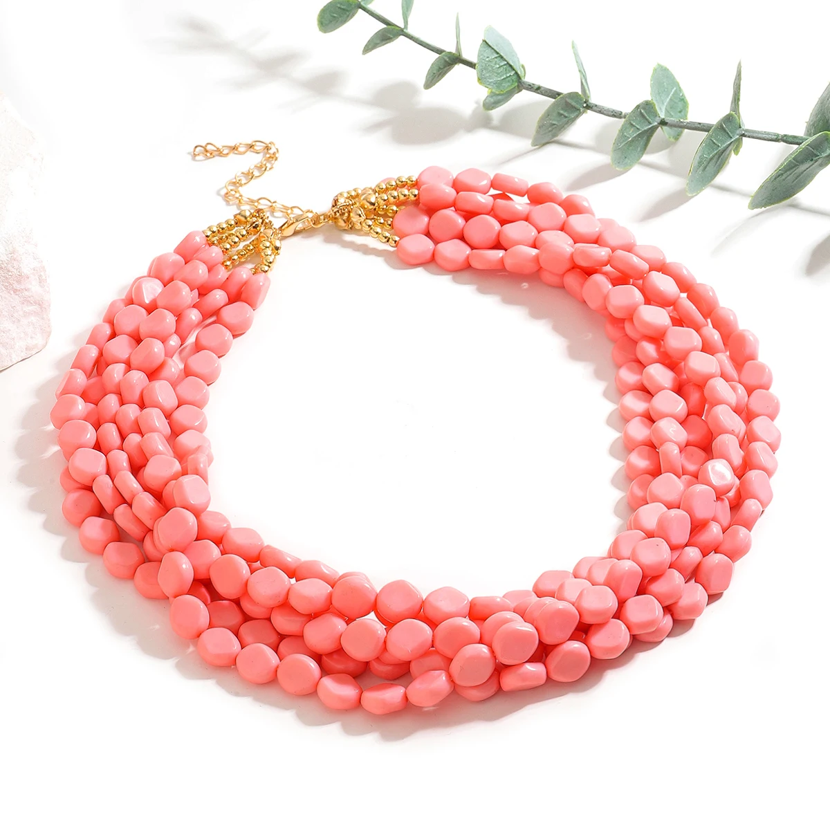 Collar multicapa bohemio para mujer, cuentas de semillas hechas a mano de color rosa a la moda, joyería de piedra, Gargantilla para vacaciones en la playa y verano, accesorios de regalo