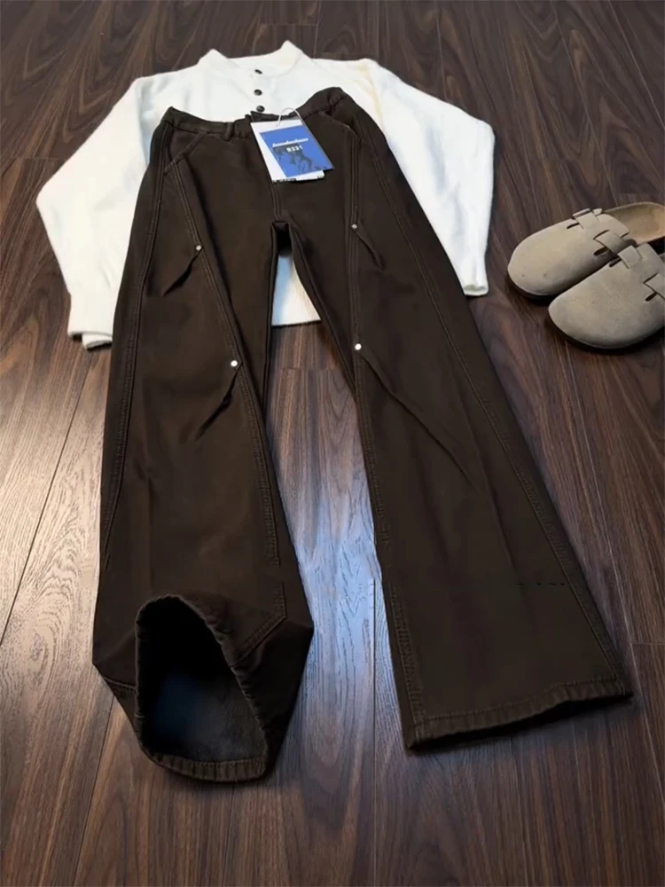 

Brown Folded Micro Flare Men's Jeans Spring Rivet Slant Cut Logging Pants American Sle Wide Leg Pants Middle Waist Button P...