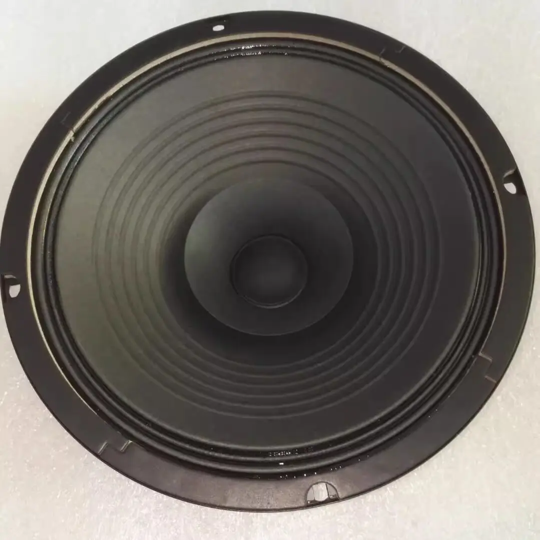 The 10-inch full-range speaker with a 10-inch dual paper cone has high sensitivity