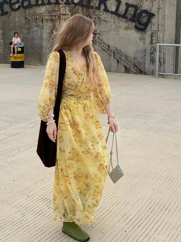 

Женская шифоновая блузка больших размеров с цветочным принтом, V-образным вырезом и перекрестной завязкой на поясе, осенняя новинка, модная юбка с высокой талией для офиса и повседневной носки