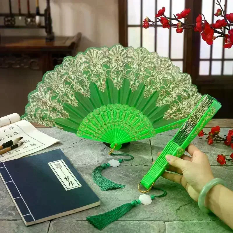 Vintage Green Lace Folding Hand Fan With Tassel Gold Embroidery Handheld Fan Elegant Fan For Dance Wedding Cosplay Photo Props