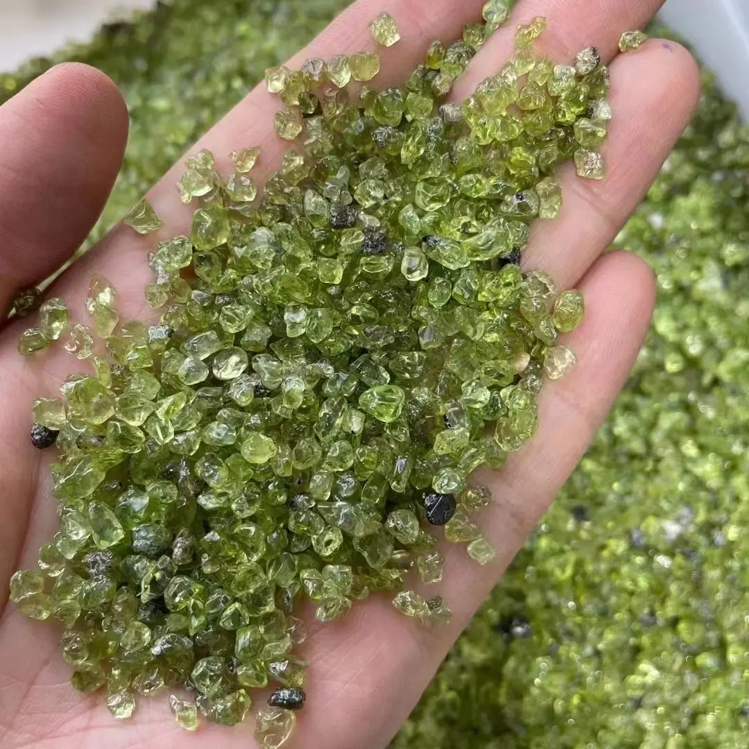 Natural Peridot Chips Beads Green Irregular Quartz Rock Chips Stone Healing stones For Jewelry Fish Tank Bonsai Decoration