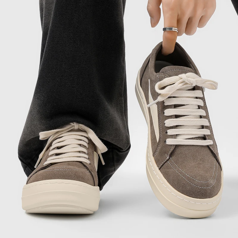 Retro Men Thick Soled Casual Shoes with Side Stripes Anti Slip Height Increasing Daily Commuting Single Shoes