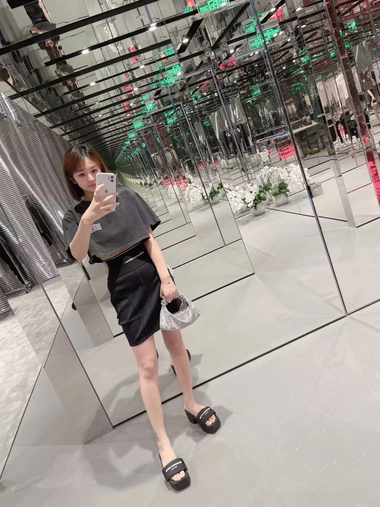 

Faionable South Oil King 2025 New Arrival Set with Letter Print ort Sve Waist Seal Ribbed Skirt High Waist A-Line...