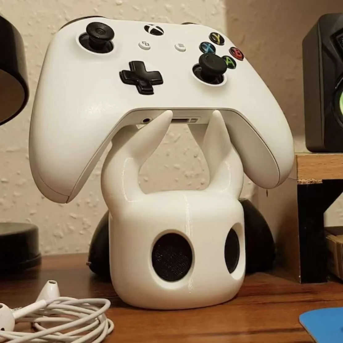 

Hot Sale 3D Hollow Knight Gaming Headphone Stand Universal Headset Holder Desktop Storage Display Rack Desk Decor Gift Gamers