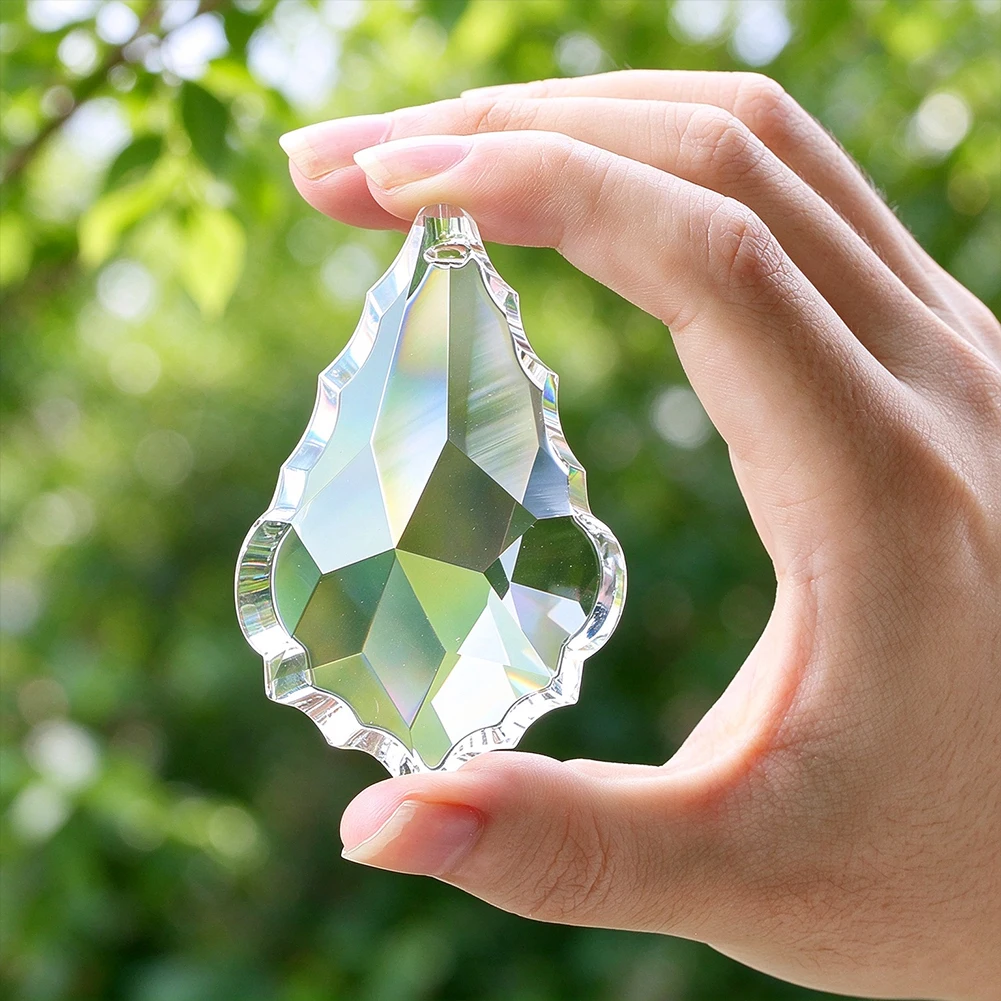 Maple Leaf Crystal Prism Pendant Faceted Glass Suncatcher Charm Rainbow Maker for Hanging Ornament Car Home DIY Craft Decoration