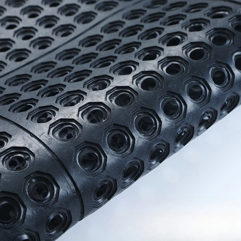 2025Горячая продажа, оптовая продажа, сотовая кухня, мастерская против усталости, маслостойкий дренажный сотовый резиновый полый коврик, рулон пола