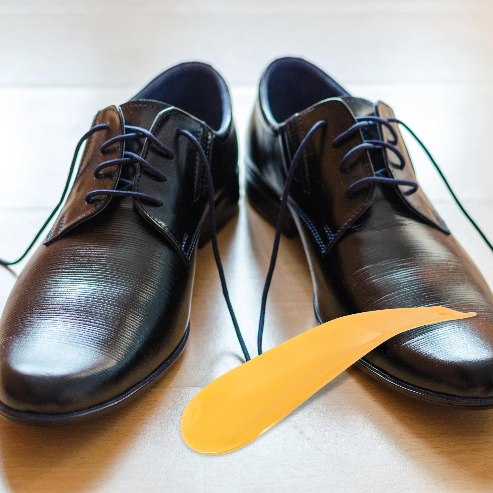 

6Pcs Plastic Shoe Horn Long Handle Portable Shoe Lifting Helper 16Cm Travel Shoehorn for Men Women Seniors Shoehorn for Adult