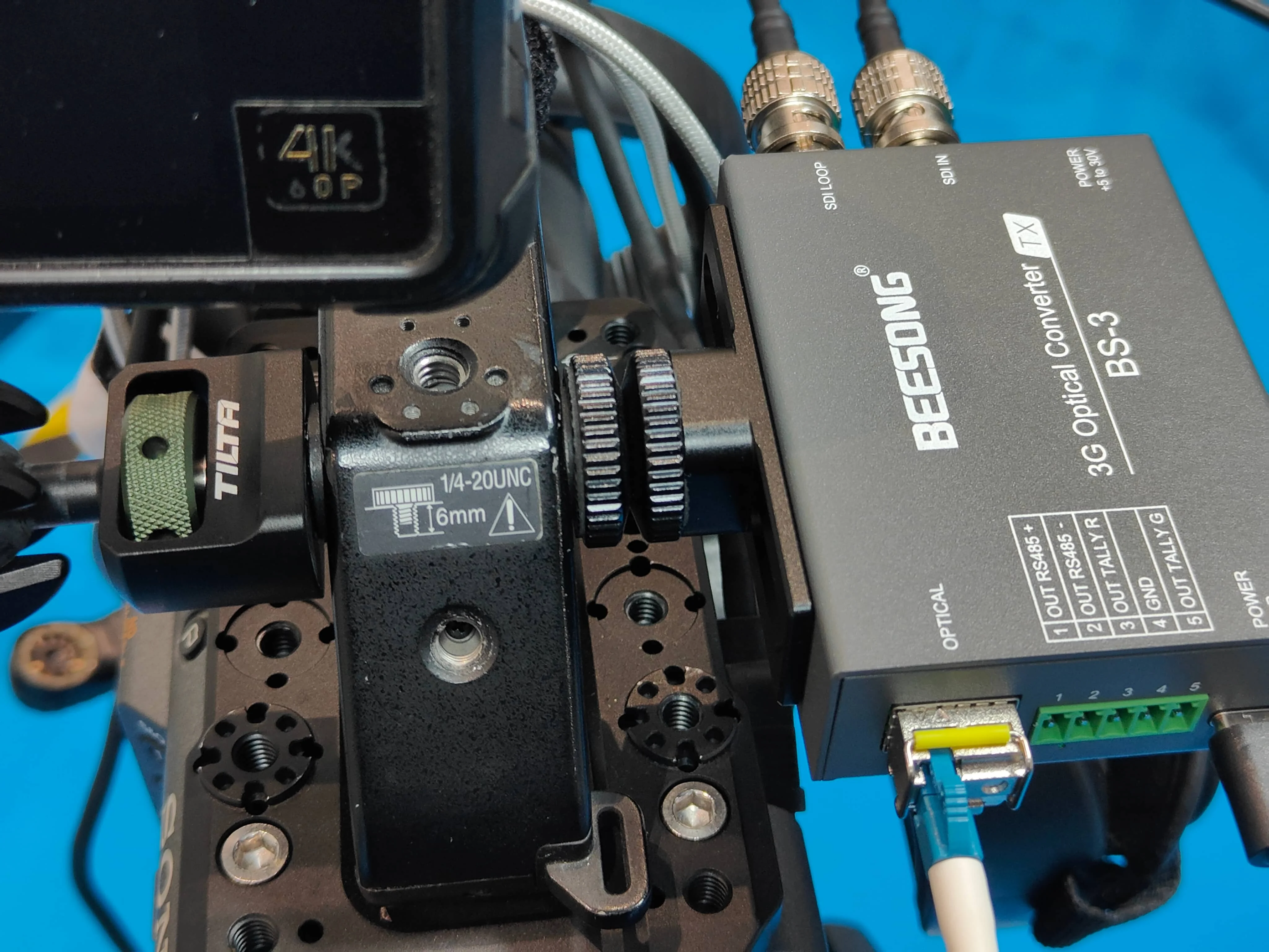 

Оптоволоконный конвертер 3G SDI с Tally, модулем SFP и питанием Type-C
