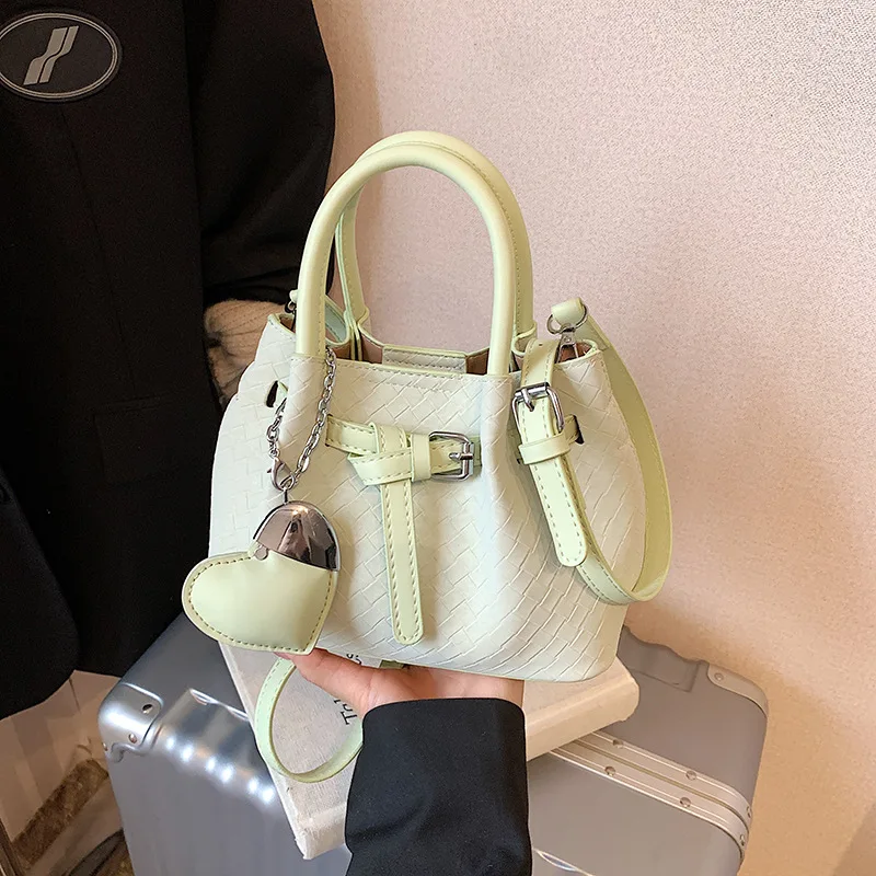 

New Trendy Spring Handheld Woven Bag Fashion Versatile High-Quality Texture Basket Crossbody Bag