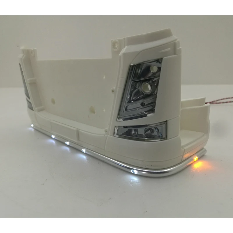 LED Simulation Metal Silver Front Bottom Light for 1/14 Tamiya RC Truck Car VOLVO FH16 56360 Diy Parts Toys