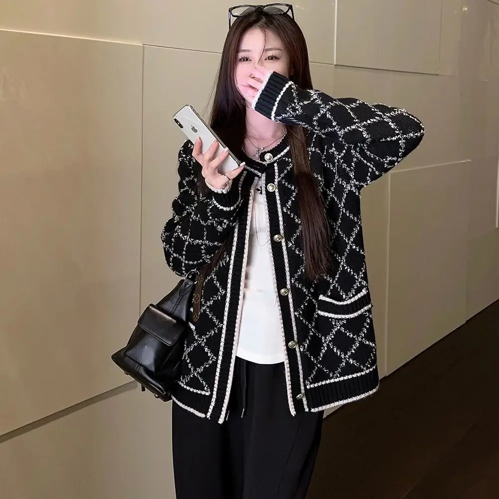 

Легкий роскошный вязаный кардиган Ele для женщин, осень 2023, новая высококачественная верхняя одежда, свитер, топ с золотым синим цветком