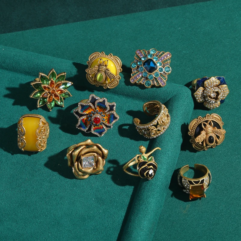 Vintage Elegant Large Flower Rings - Image 2