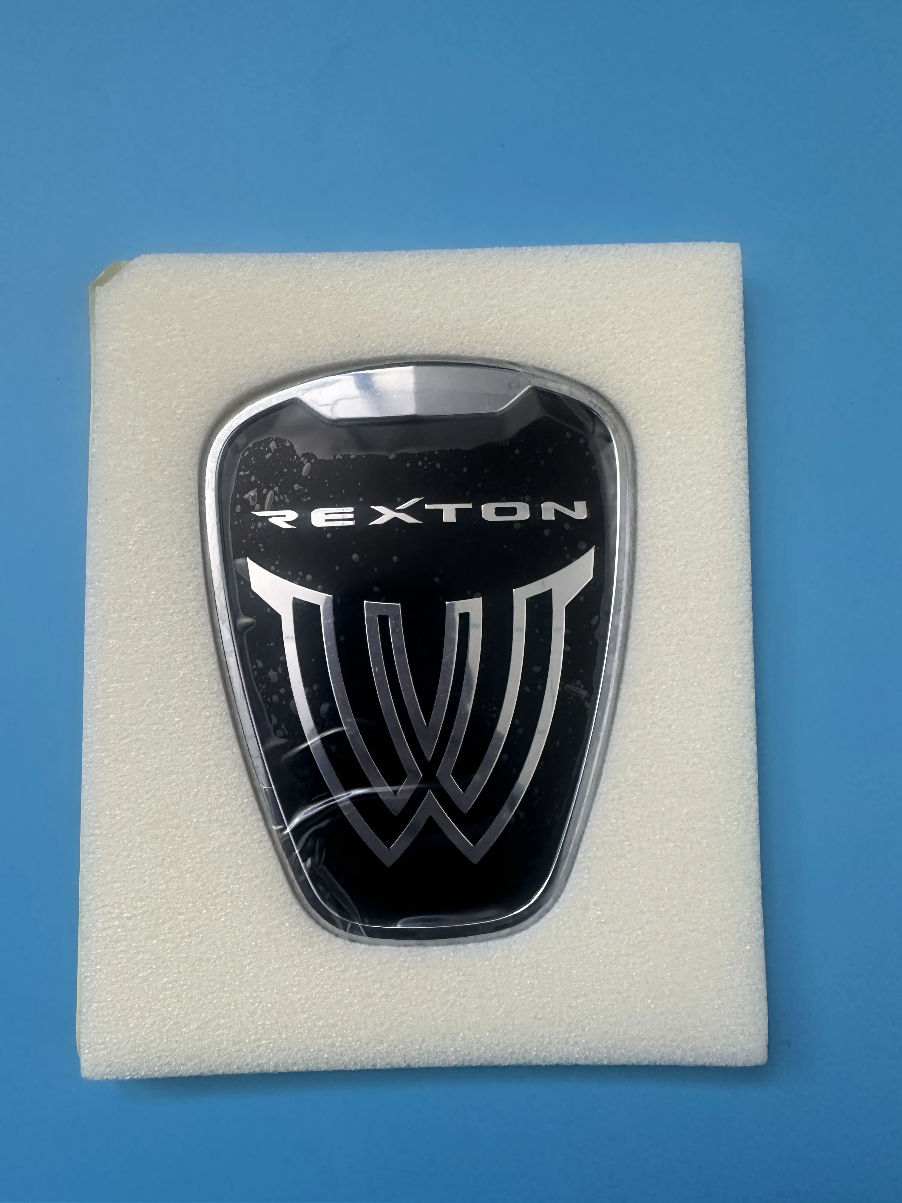 

Original Badge-rexton W 7992408d00 For Rexton High Quality