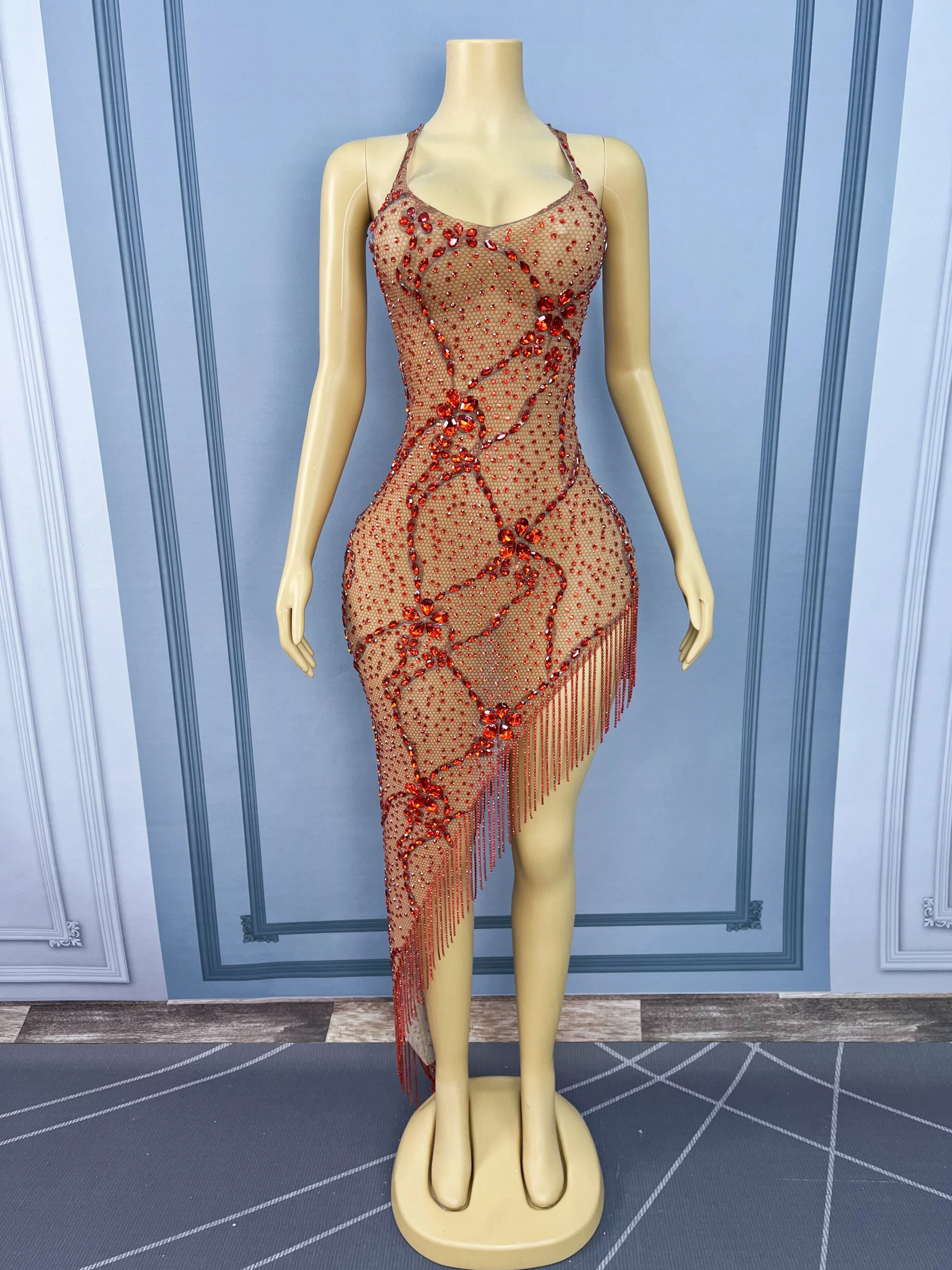 럭셔리 크리스탈 프린지 이브닝 드레스 라인스톤 생일 섹시 홀터넥 비즈 드레스 공연 컬렉션 canghonghua